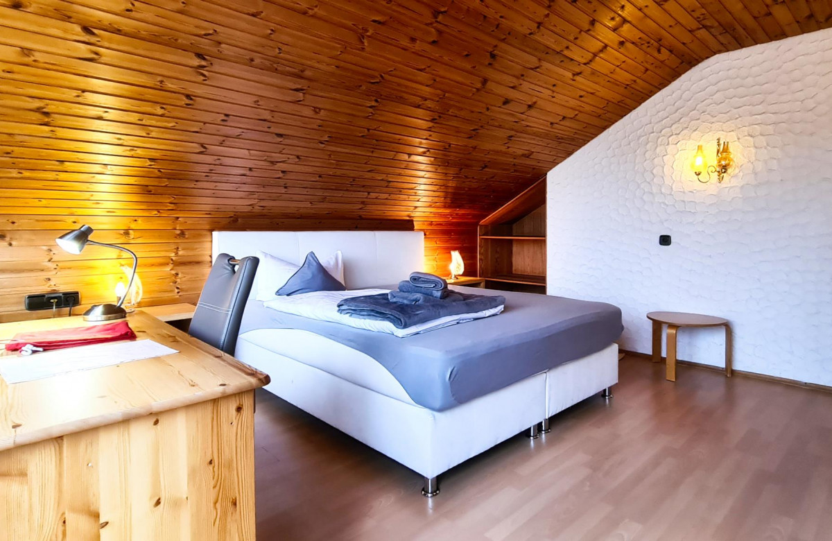 Zi07 Doppelzimmer Schönblick mit Balkon  