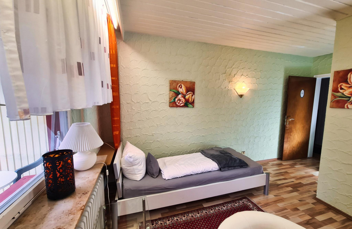 Zi14 Einzelzimmer Schönblick mit eigener Terrasse 