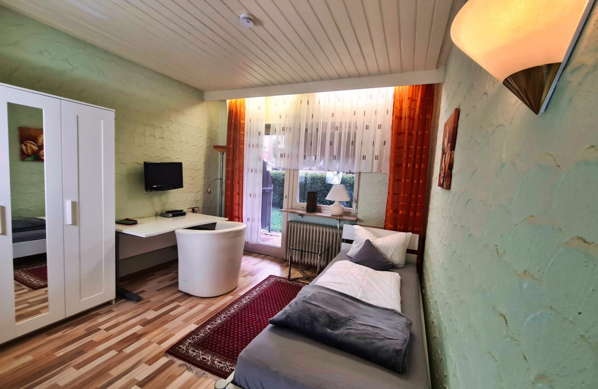 Zi14 Einzelzimmer Schönblick mit eigener Terrasse 