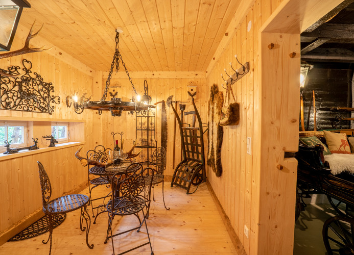 Schwarzwaldhaus Wolftal – Historisches Jagdanwesen, Park und Wildbach im Schwarzwald