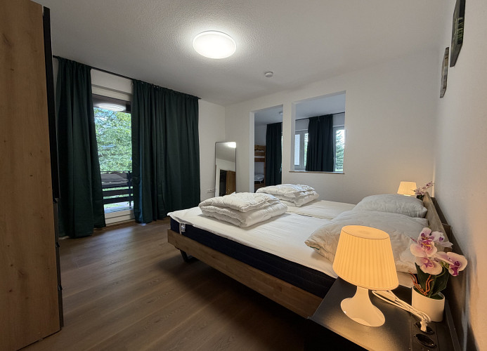 Gästehaus Waldruhe – Großes Ferienhaus für Gruppen & Familien