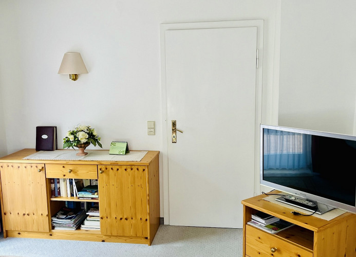 Ferienhaus Oesterle - Idyllisches Schwarzwaldhaus am Bach mit Terrasse & Balkon