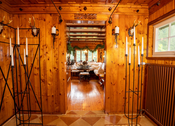 Schwarzwaldhaus Wolftal – Historisches Jagdanwesen, Park und Wildbach im Schwarzwald