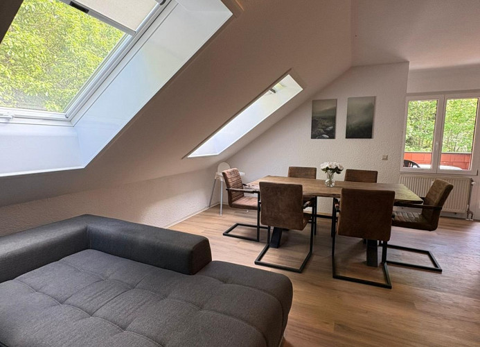Bergrauschen-Residenz XXL – mit Zauberküche & Balkon am Wildbach