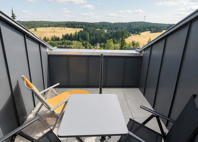 Ferienwohnung Schwarzwaldtraum – Maisonette mit zwei Terrassen & Panoramabalkon im Schwarzwald