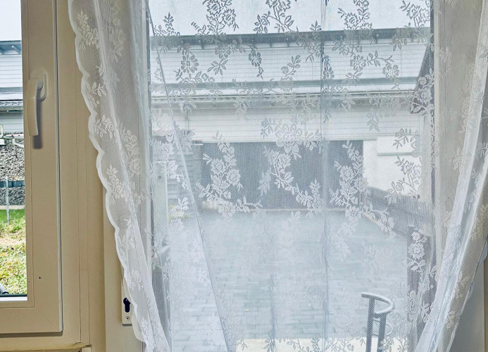 Einzelzimmer 2 'Work' - Suhitha´s Gästehaus Villingen-Schwenningen